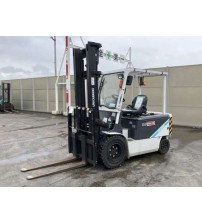 Xe nâng điện 3.5 tấn 4 mét TCM Unicarriers FB35-8S, sản xuất tại Nhật Bản năm 2015